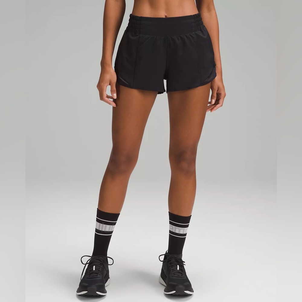 Hotty hot high rise lined short 2.5”